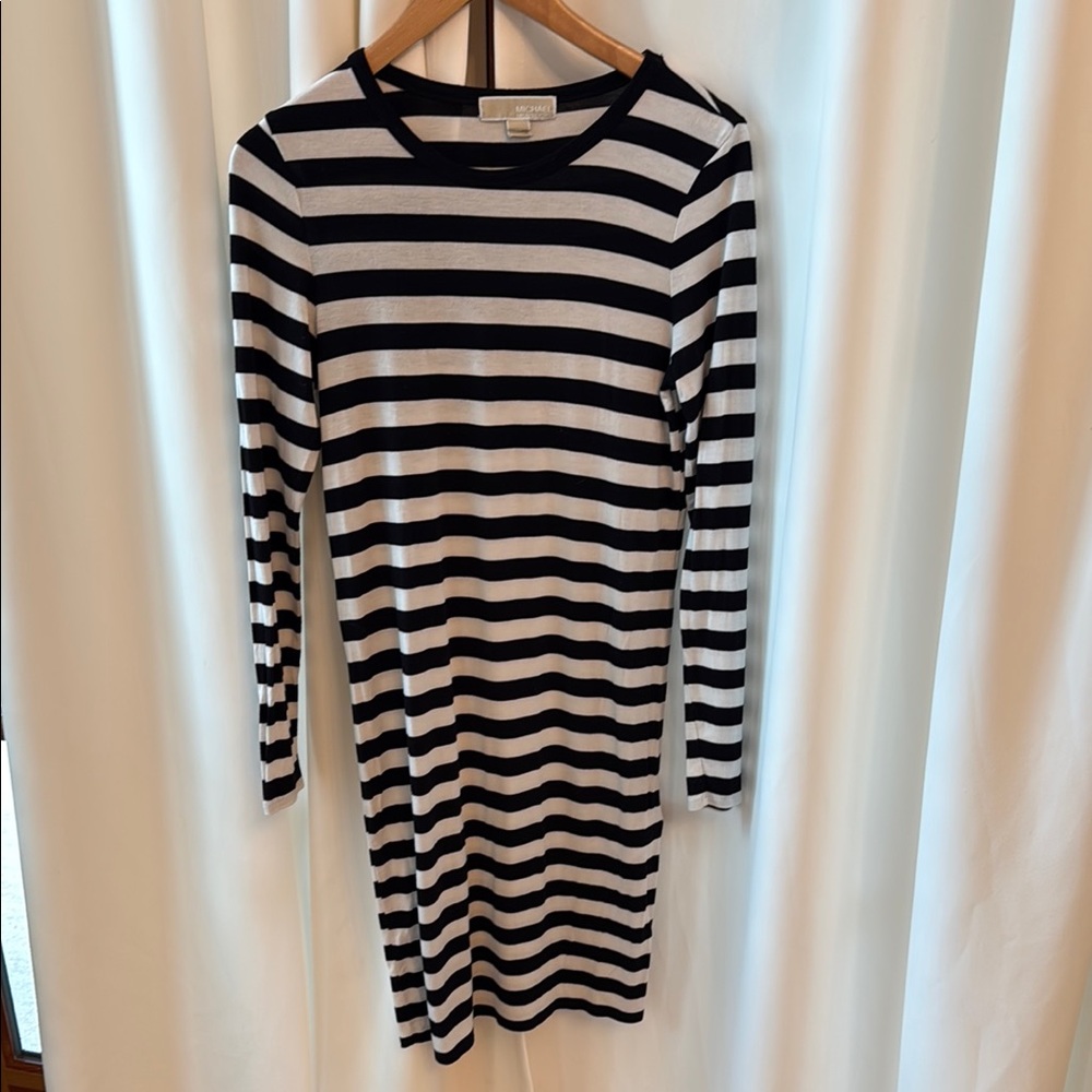 Michael kors Black and White Long Sleeve Sheath Dress